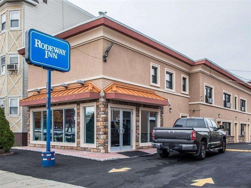 Rodeway Inn Belleville Ngoại thất bức ảnh