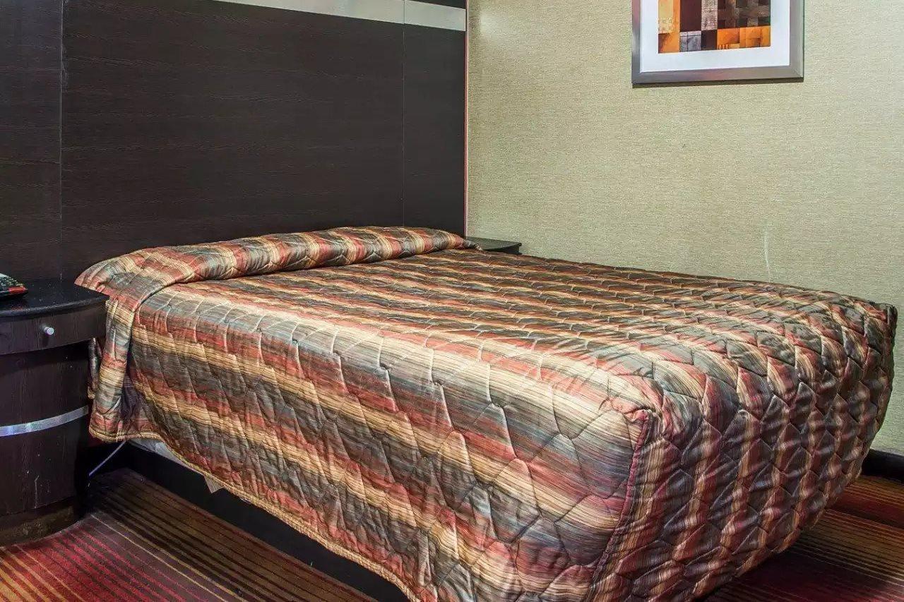 Rodeway Inn Belleville Ngoại thất bức ảnh