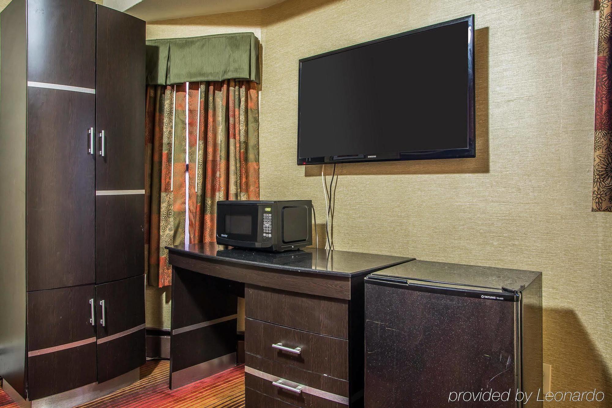 Rodeway Inn Belleville Ngoại thất bức ảnh