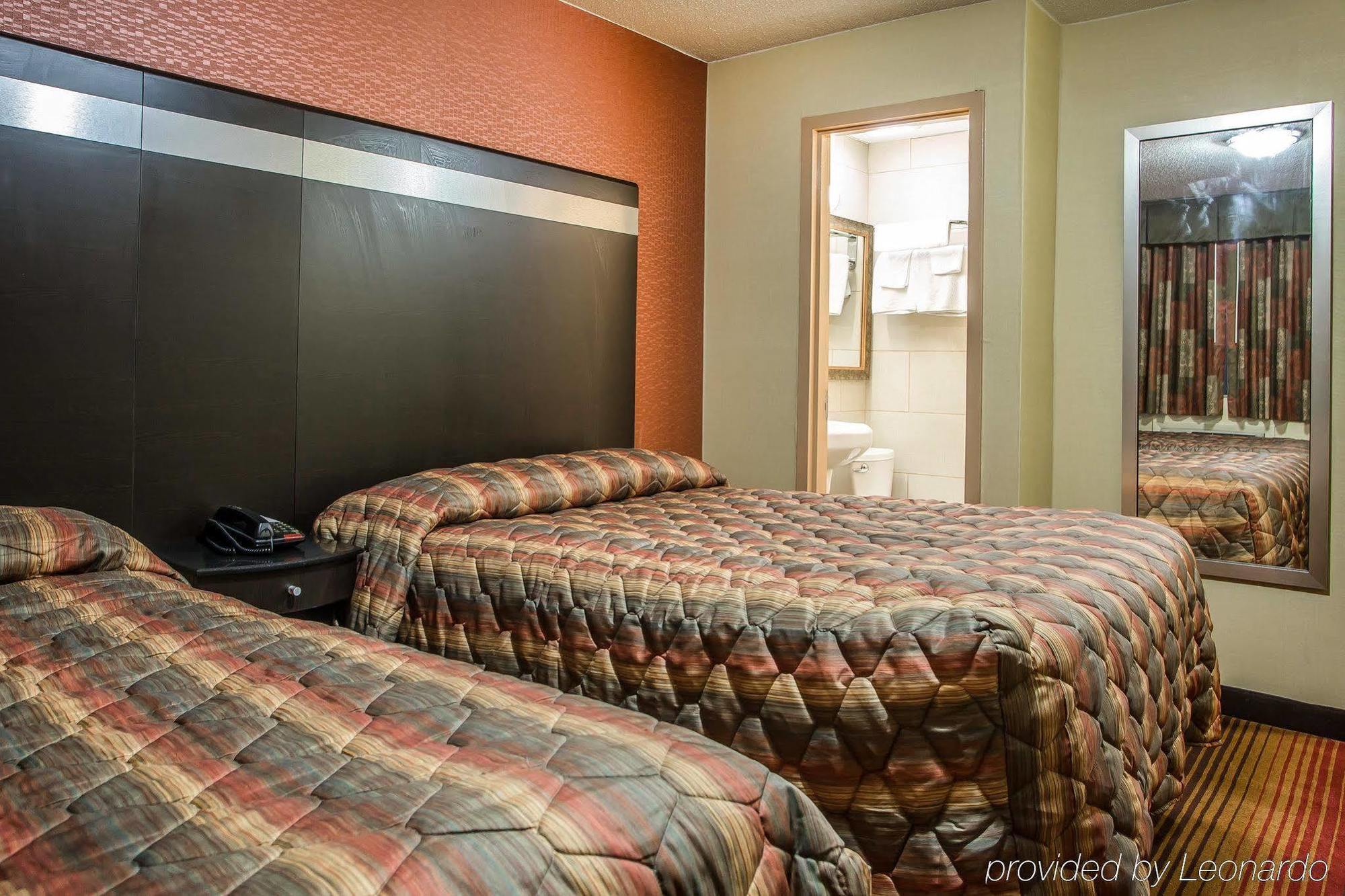 Rodeway Inn Belleville Ngoại thất bức ảnh