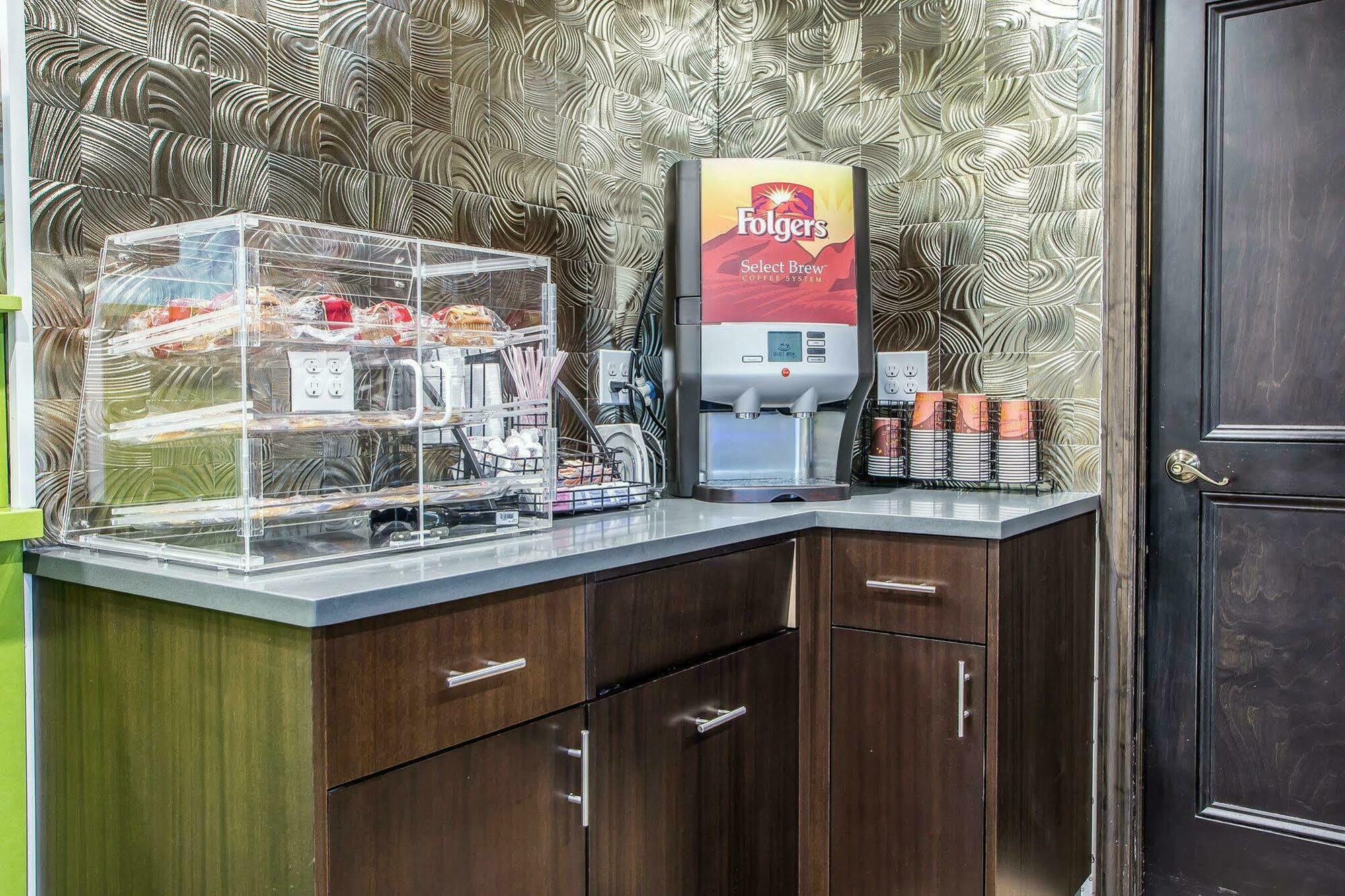 Rodeway Inn Belleville Ngoại thất bức ảnh